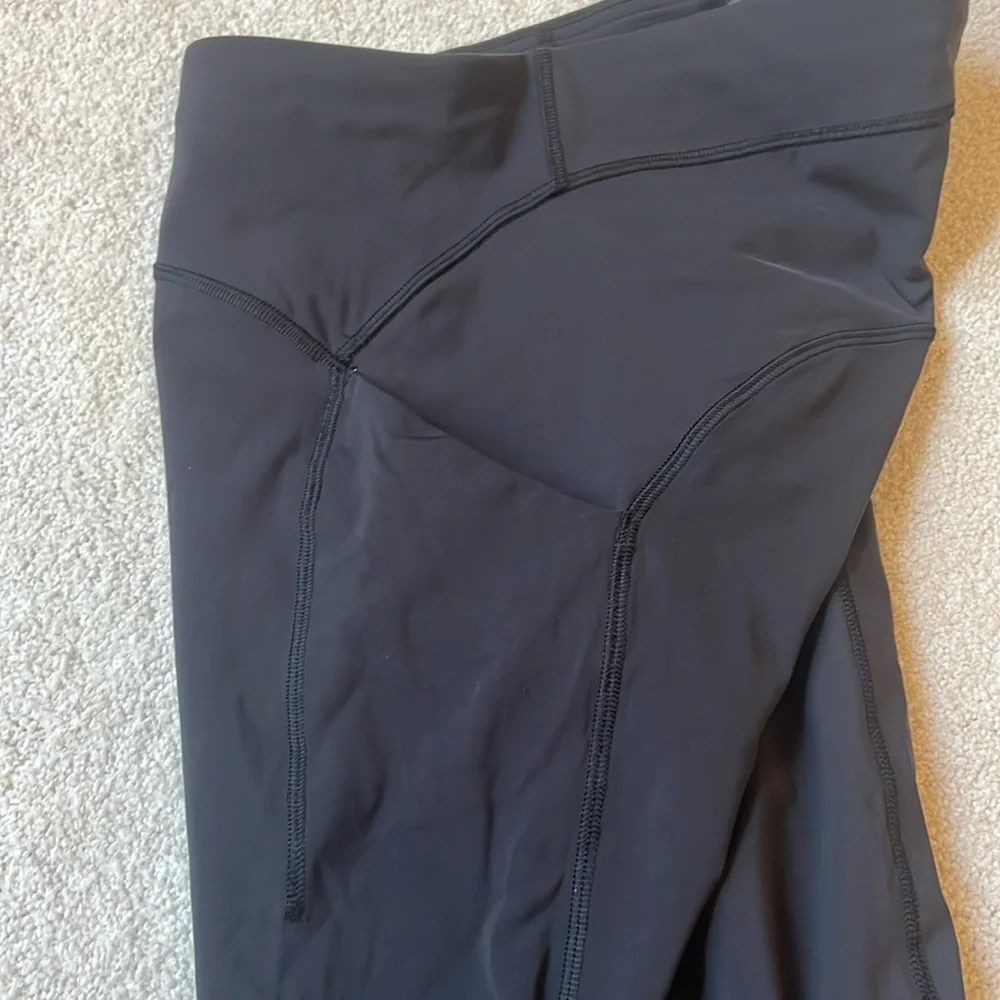 Lululemon leggings - Picture 5 of 7
